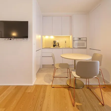 Lsa Estrela By Numa Daire Lisboa